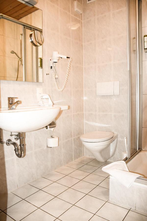 Hotel Bergwiesen - Zimmer Mit Balkon Oder Terasse Lohr Exterior foto