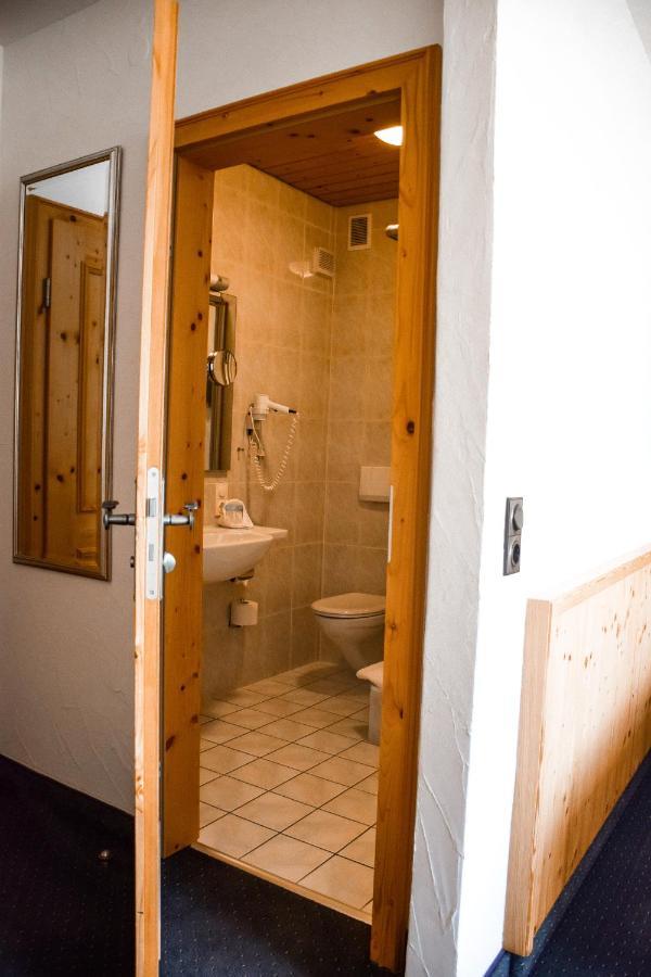 Hotel Bergwiesen - Zimmer Mit Balkon Oder Terasse Lohr Exterior foto