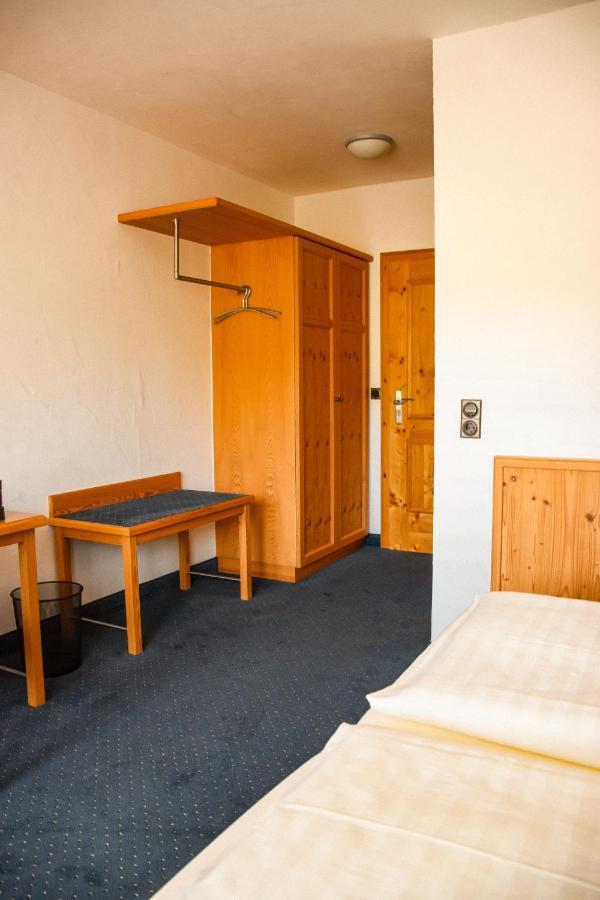 Hotel Bergwiesen - Zimmer Mit Balkon Oder Terasse Lohr Exterior foto